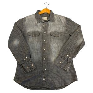 Men's PD&C Paper Denim Cloth Button-up Shirt Denim
Pearl Snap Long Sleeve Sz Med